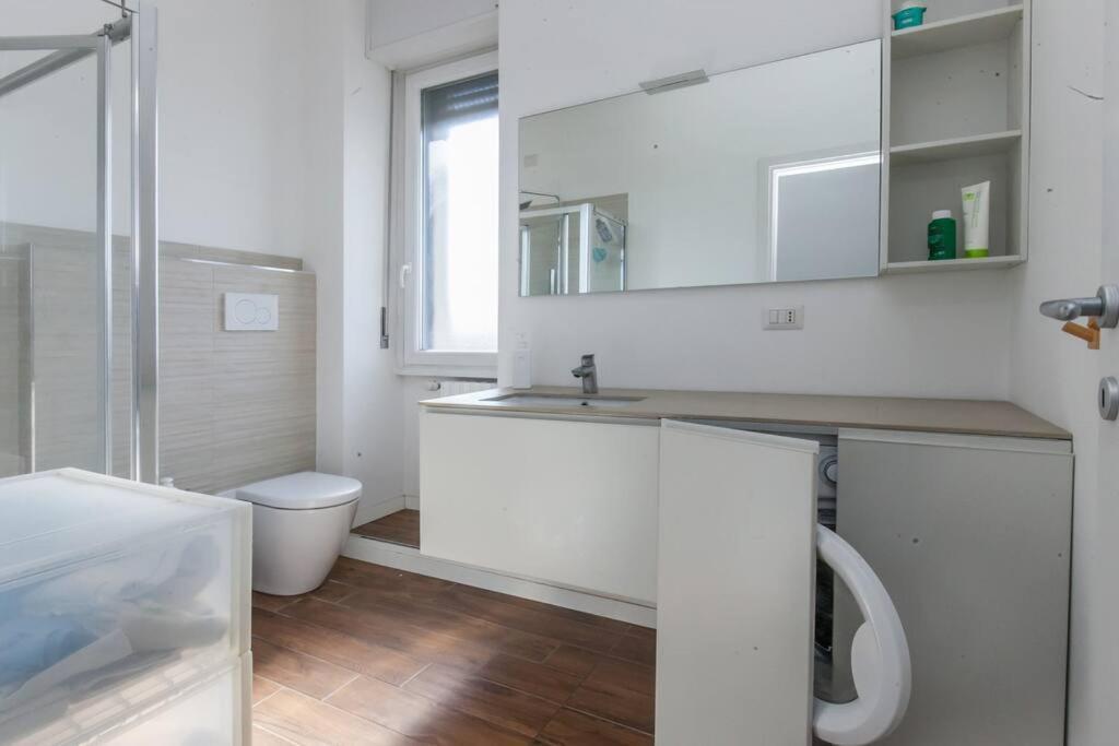 Bocconi And Navigli Apartment Милано Екстериор снимка