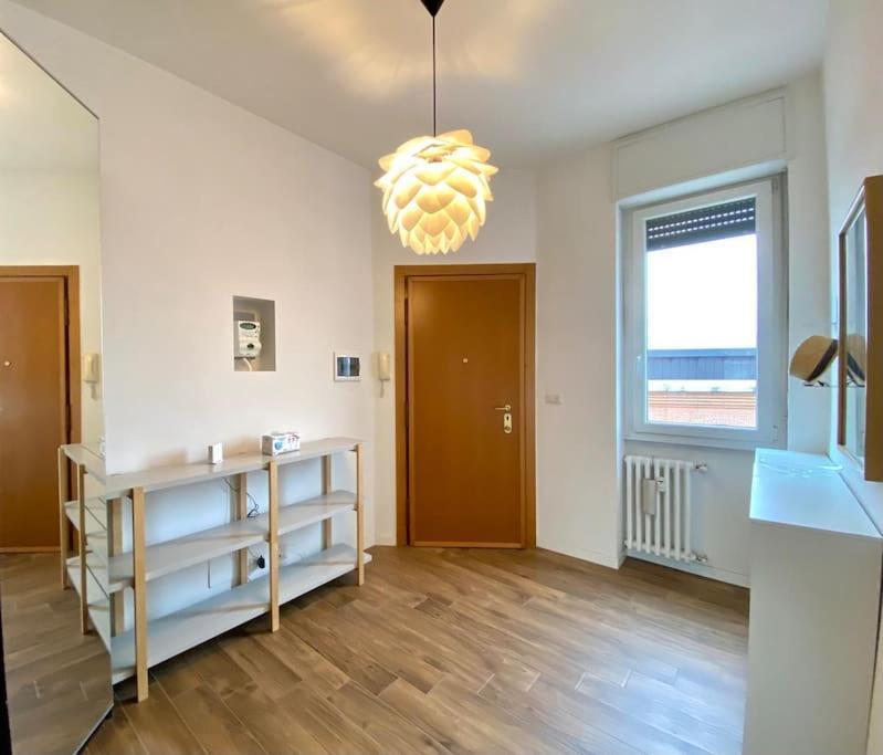 Bocconi And Navigli Apartment Милано Екстериор снимка